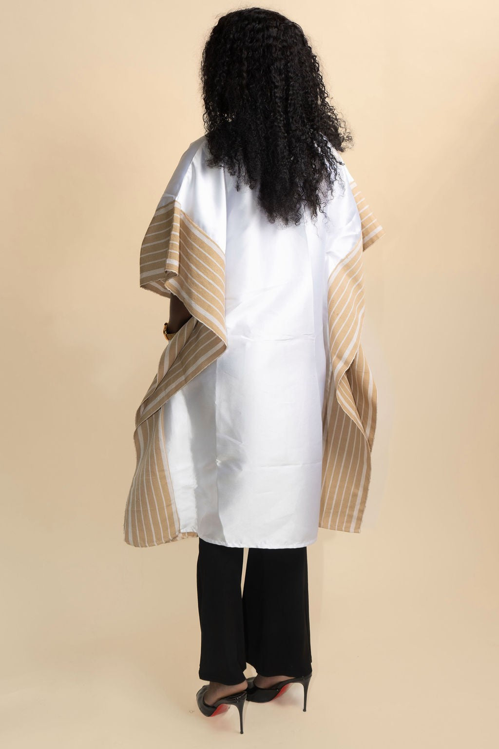 Blanc ligne beige Asoeke