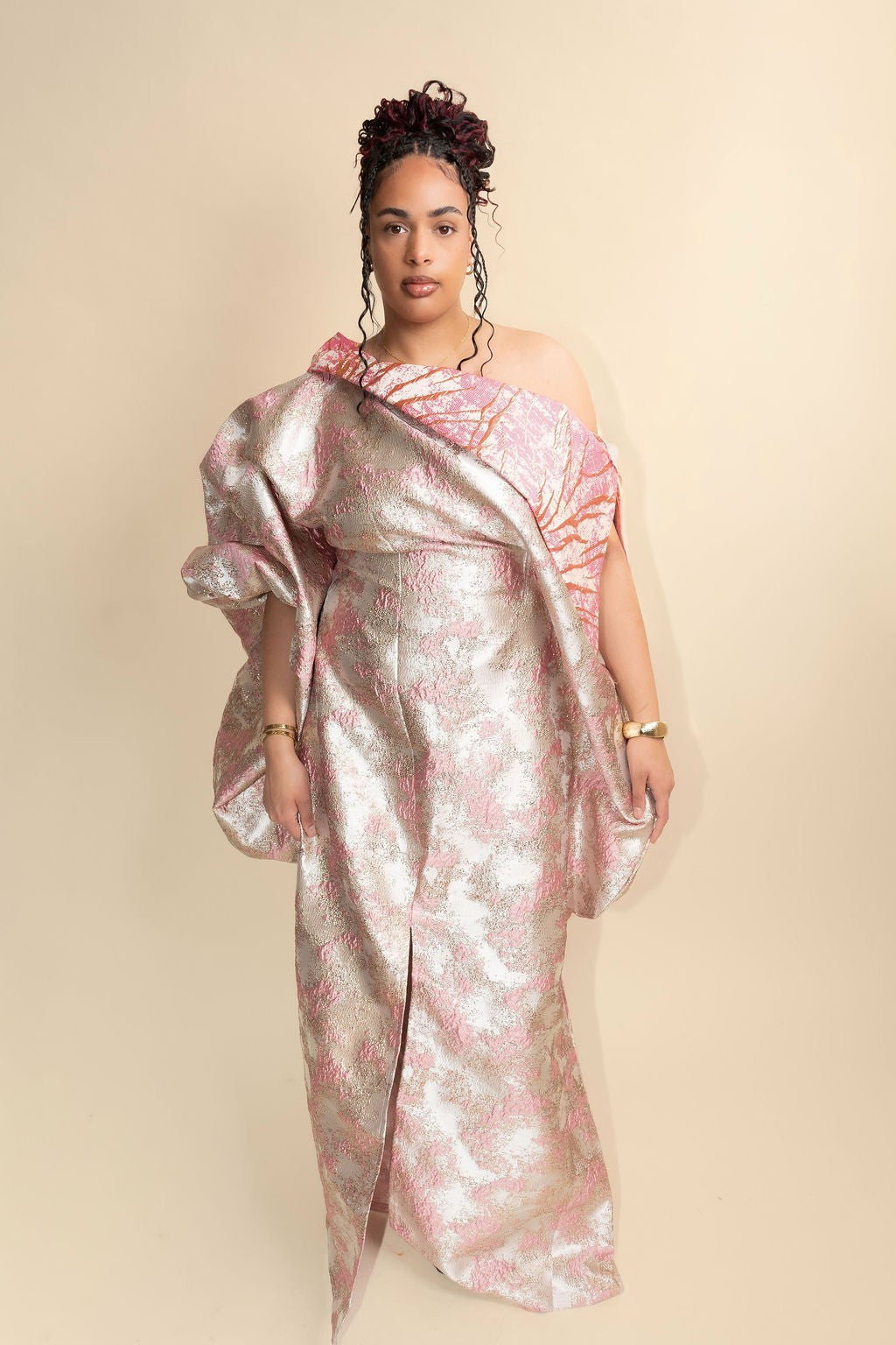 Robe marbré rose