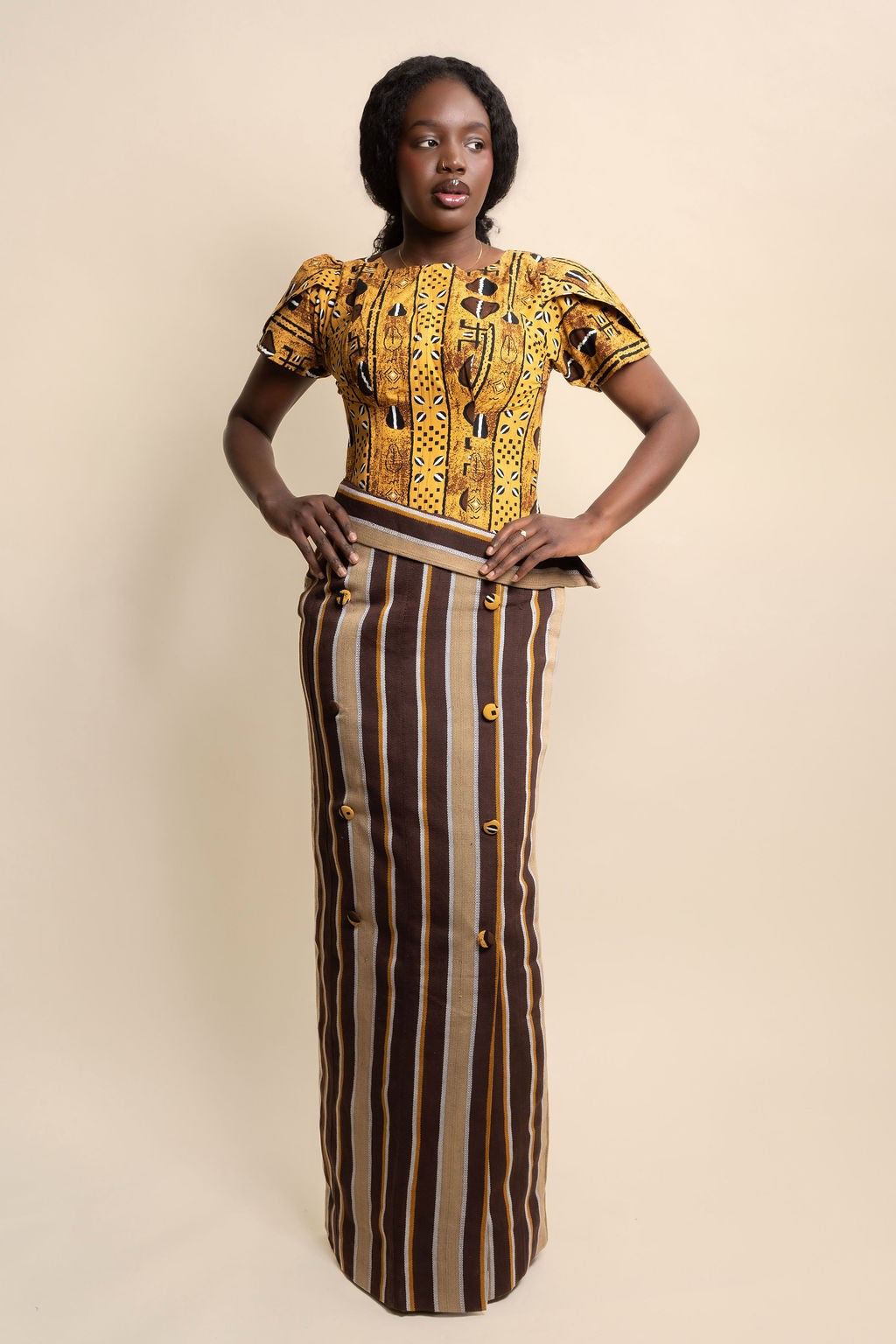 Longue jupe robe beige