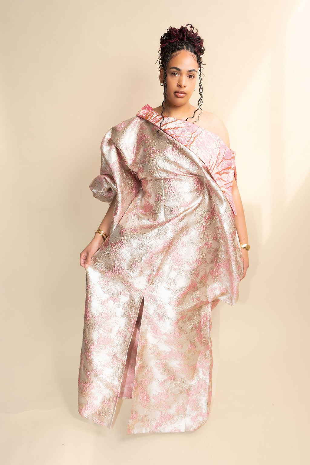 Robe marbré rose